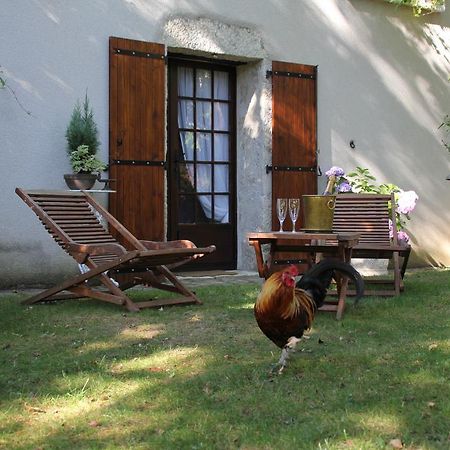 Le Relais De La Tour Bed & Breakfast La Chaussee-Saint-Victor Exterior photo